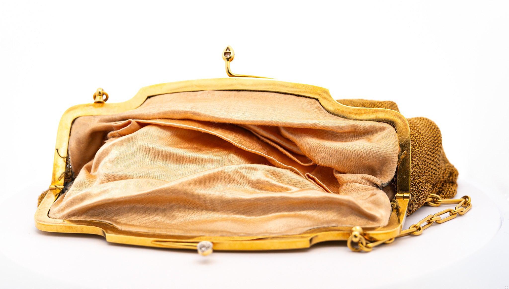 Antique Art Deco 18K Gold Mesh Evening Bag With Emerald and Diamond Frame