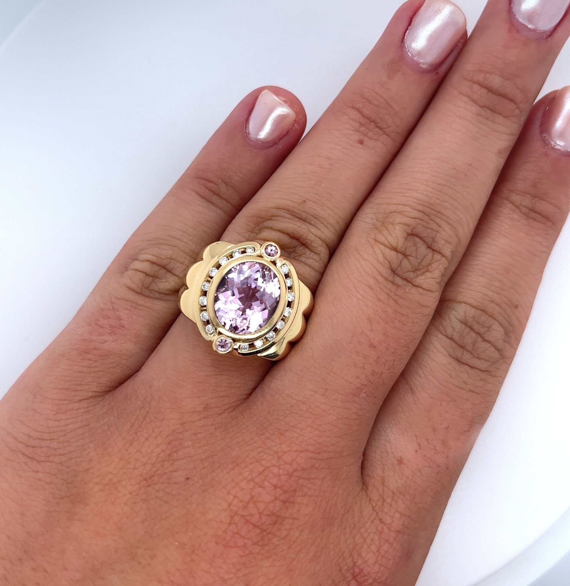 18K Gold Vintage Retro Regal Ring With Pink Kunzite and Diamond Halo