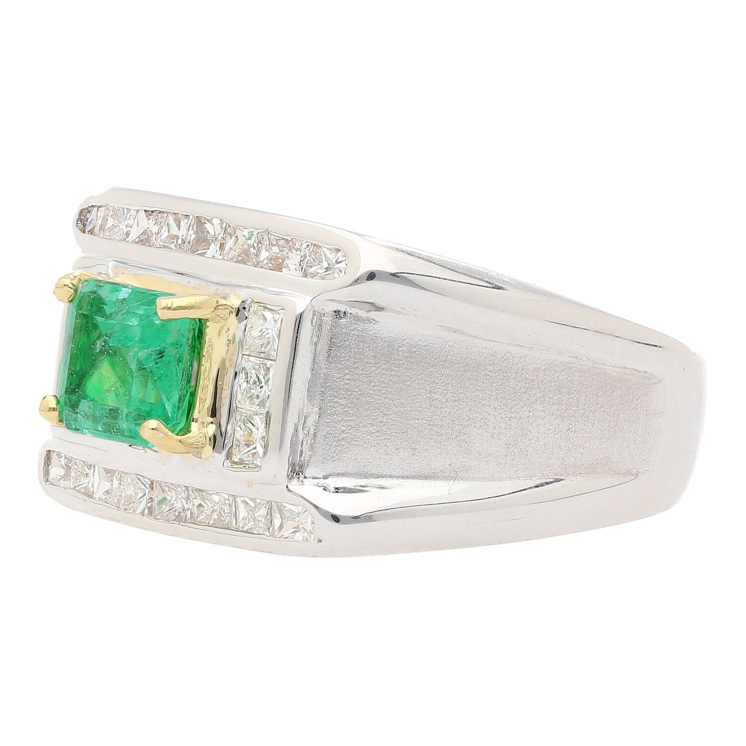 18K-White-Gold-1-Carat-Natural-Emerald-Mens-Ring-With-Princess-Cut-Diamonds-Rings-2.jpg