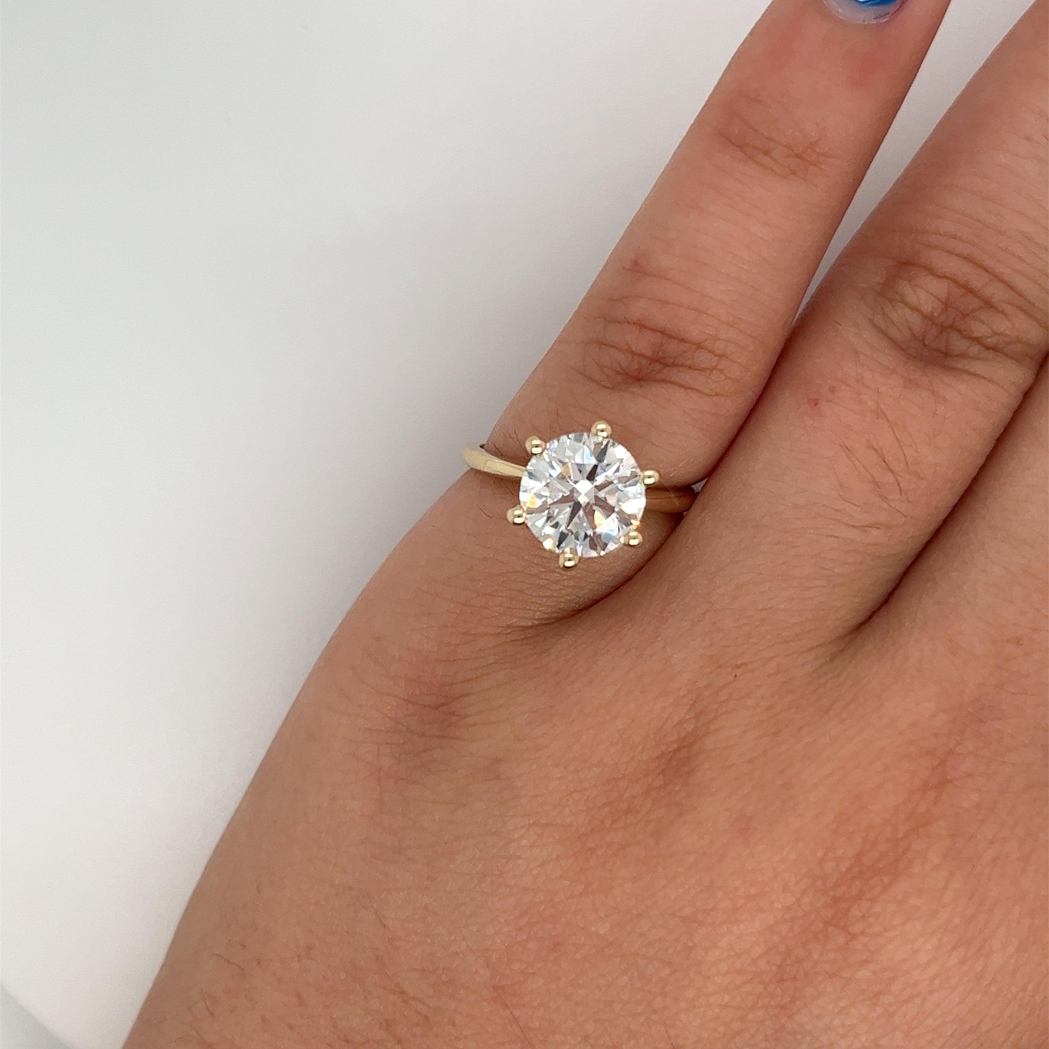 Keyzar · Rockin' the Round Cut: The Coolest Way to Propose Why Round  Engagement Rings Are Always in Style (and Always Will Be) A Round of  Applause for Round Engagement Rings