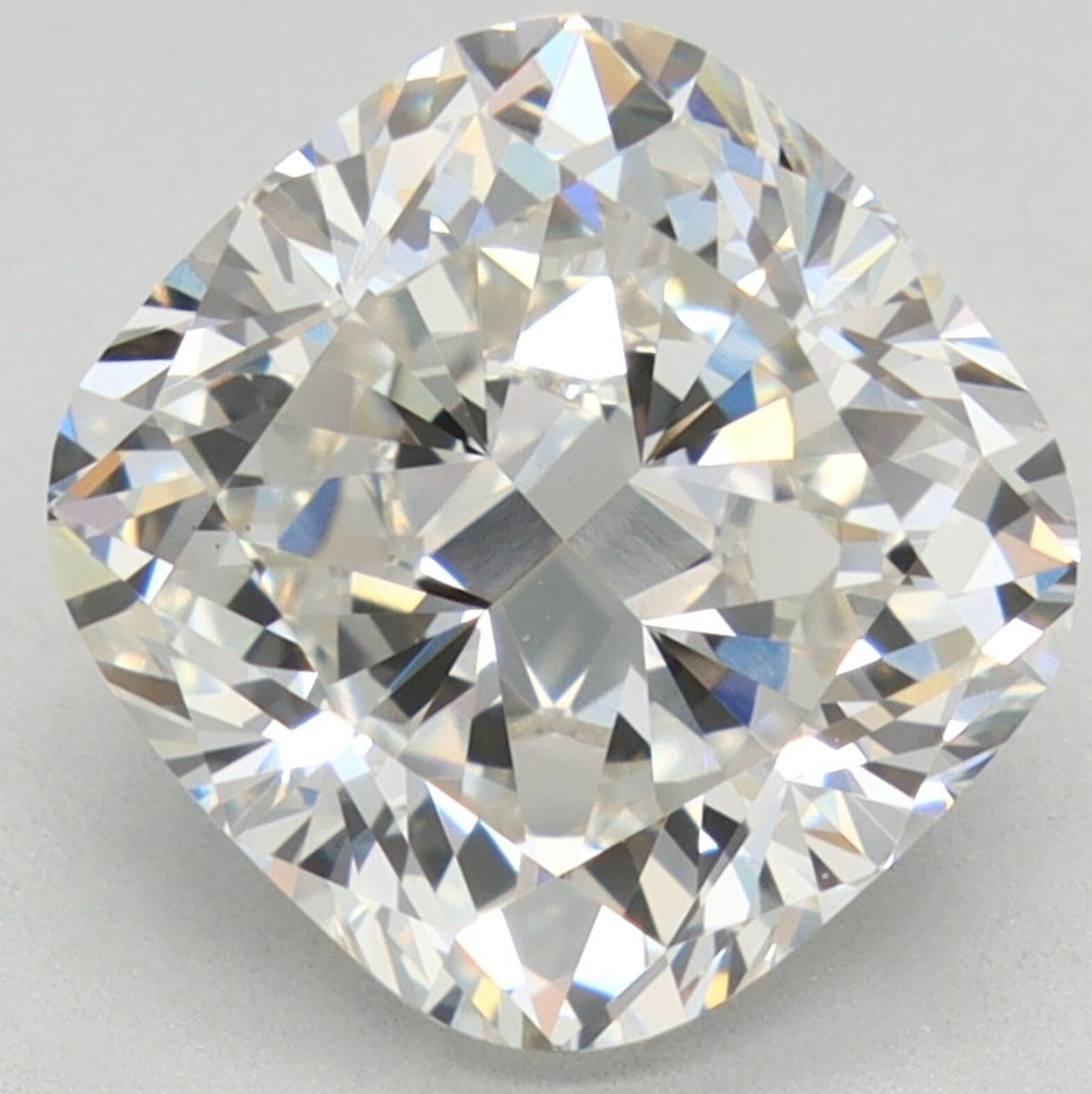 3.03 Carat, Cushion Cut, H Color, VS1 Clarity Lab grown Diamond in Platinum Ring