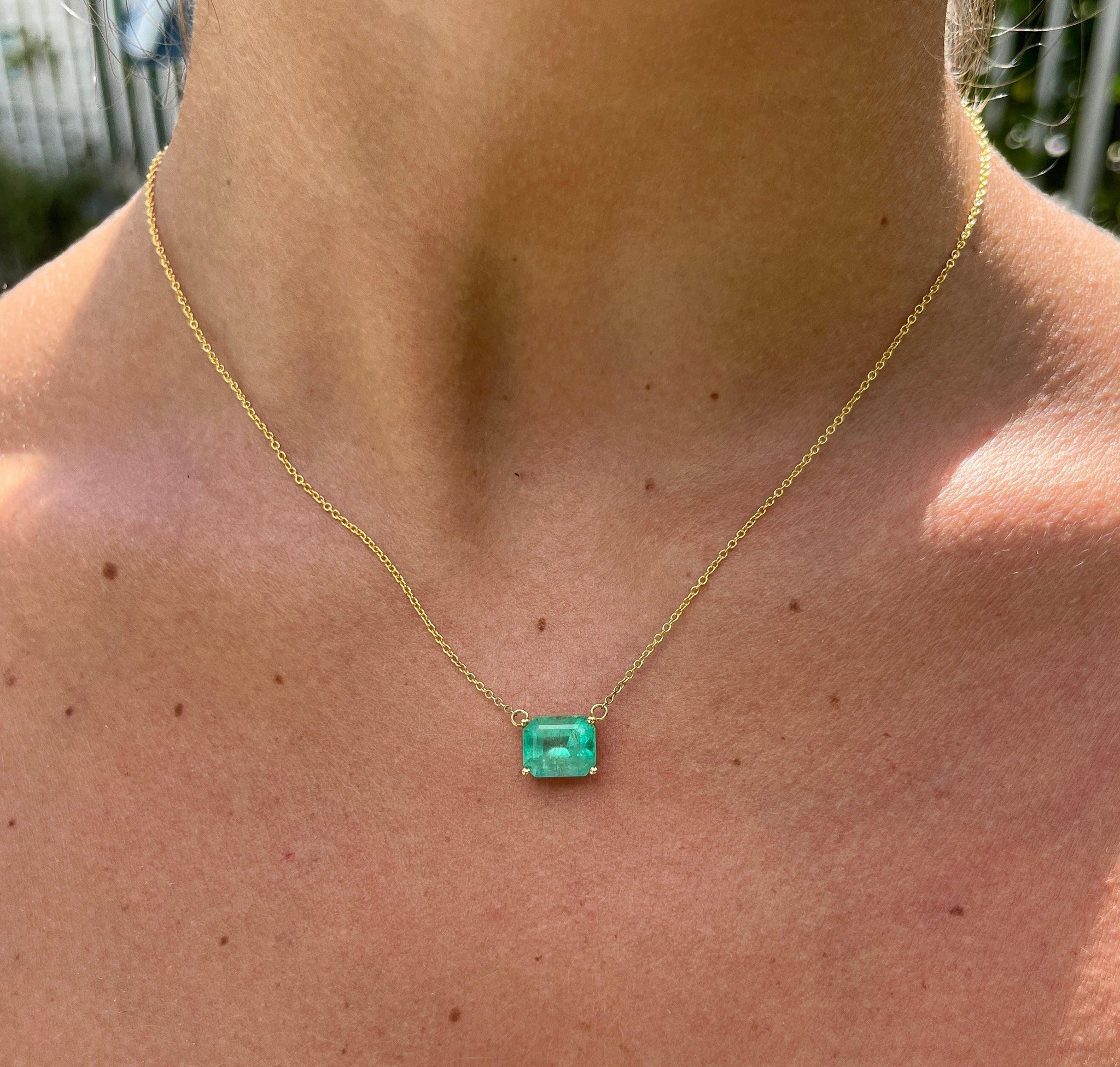 Peora Green Emerald Pendant Necklace 14 Karat White Gold Cushion 0.79  Carats | Verishop