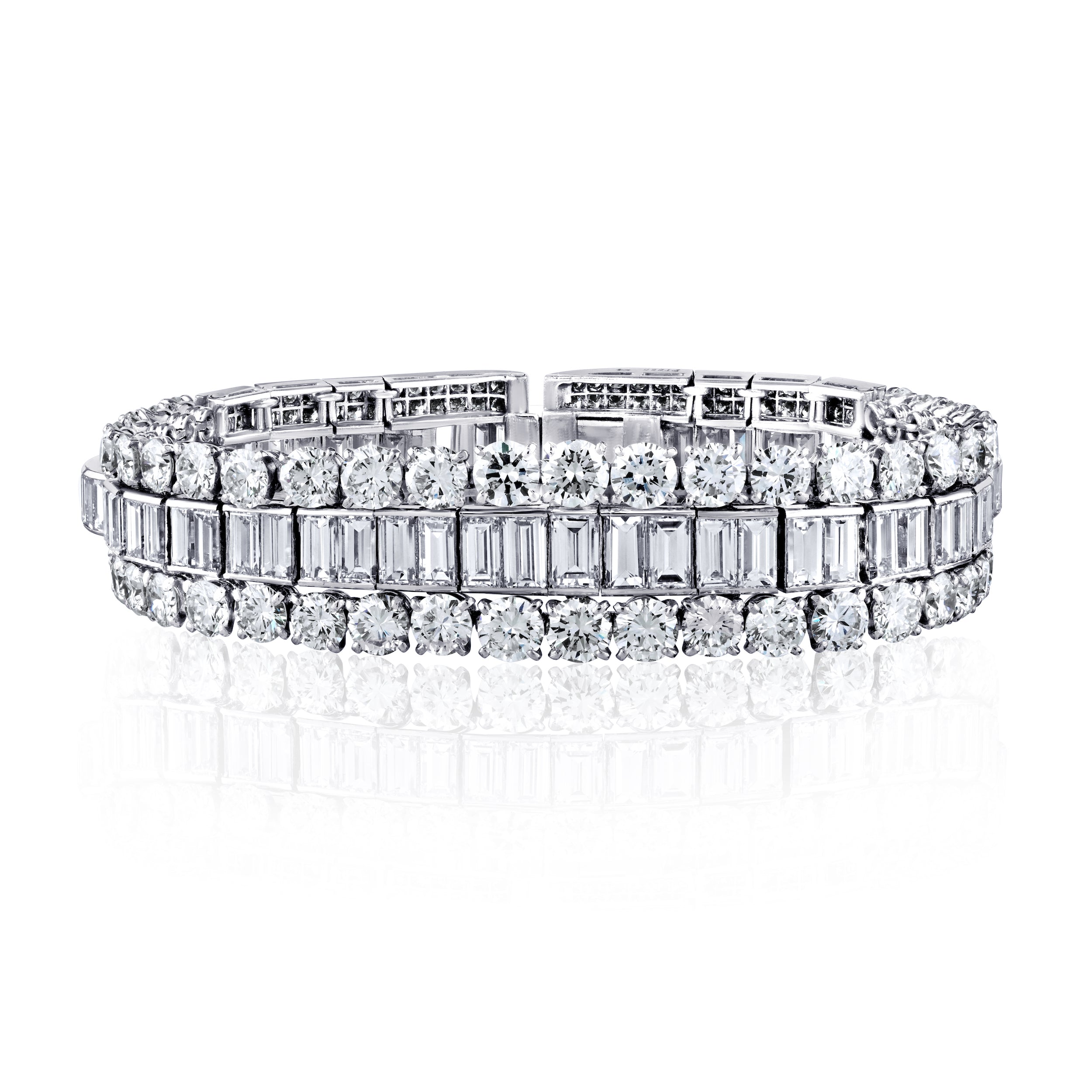 45-Carat-TW-Baguette-and-Round-Cut-Natural-D-E-F-color-Diamond-Bracelet-in-Platinum-950-Bracelet-2.jpg