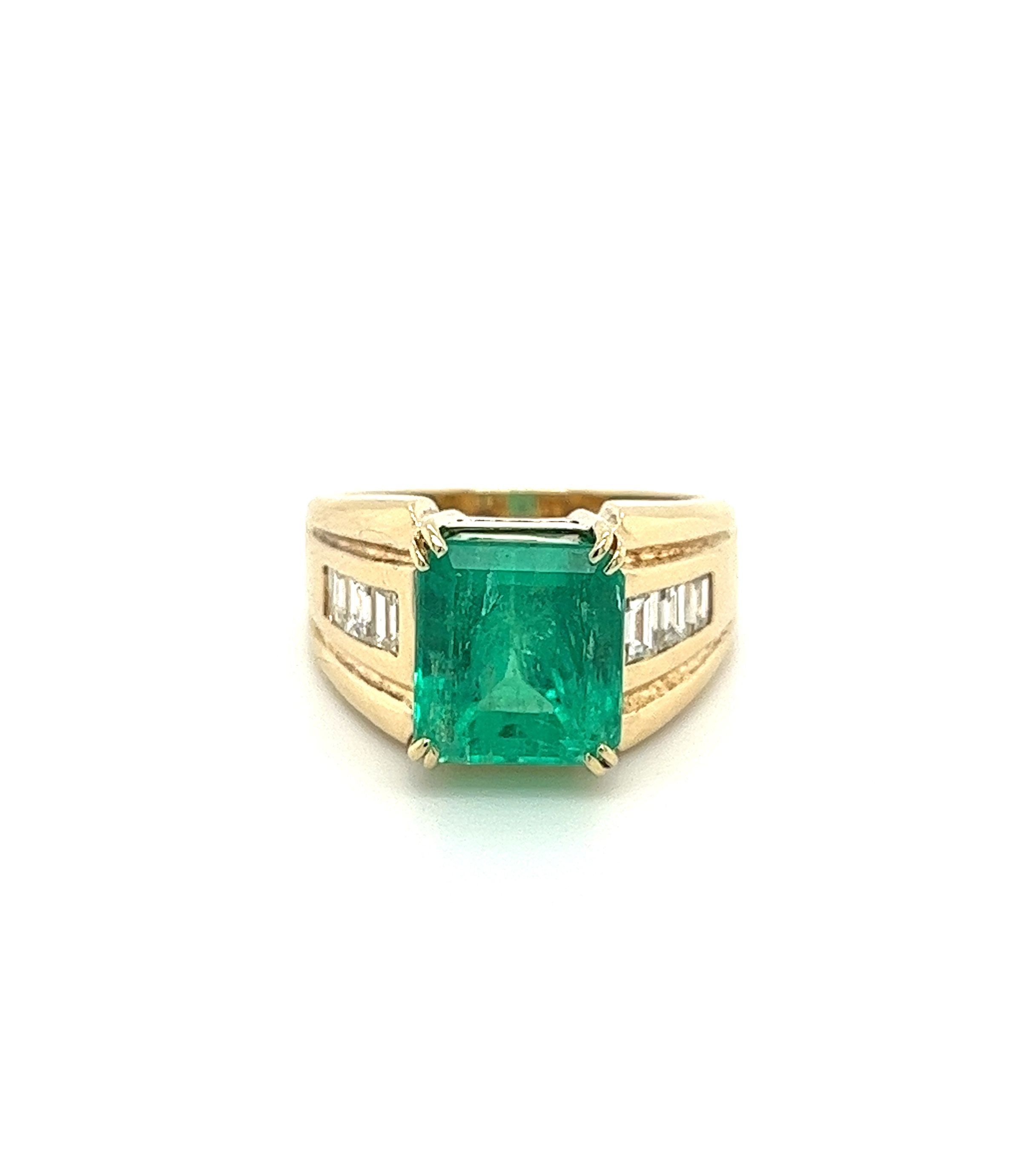 4.60 Carat Natural Colombian Emerald & Baguette Diamonds in 14K Yellow Gold Unisex Ring-Rings-ASSAY