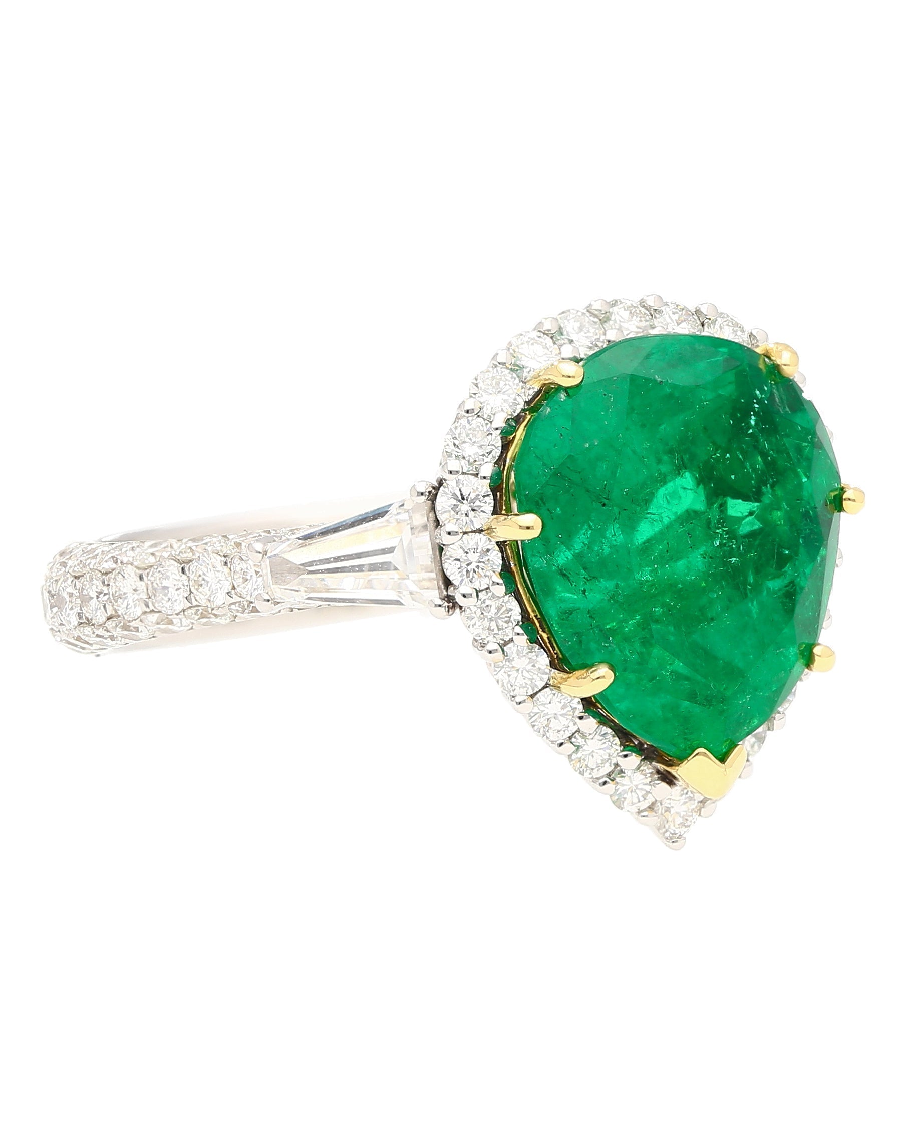 5_12-Carat-Pear-Cut-Colombian-Emerald-Ring-with-Baguette-Diamond-Sides-in-18K-Gold-Rings-2.jpg