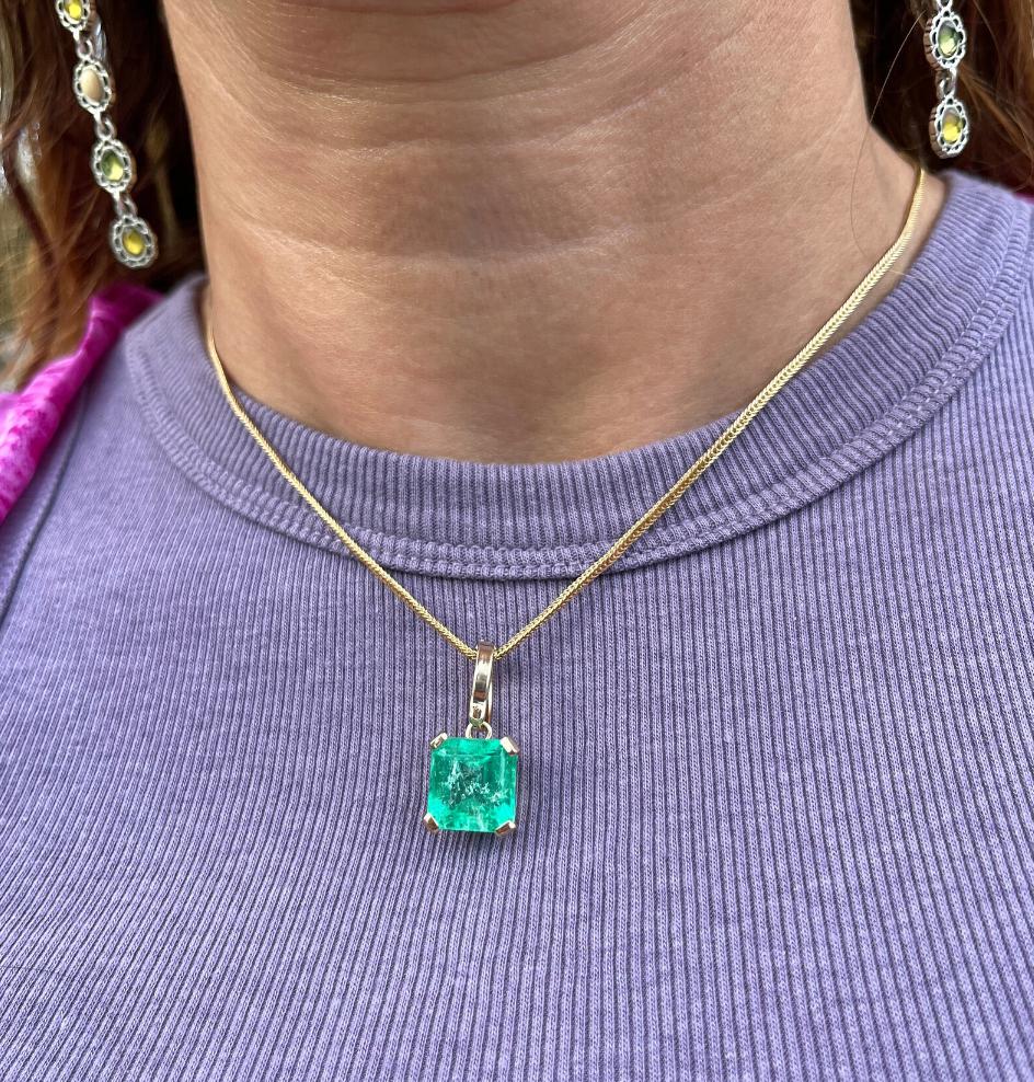 8 Carat Colombian Emerald Solitaire Pendant Necklace in 14k Gold-Emerald Pendant-ASSAY
