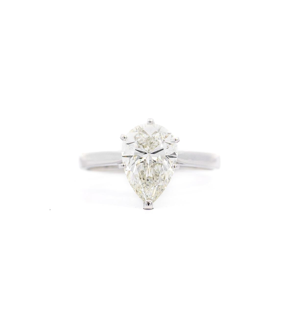 SI2 Pear Cut Diamond Solitaire 18K White Gold Ring
