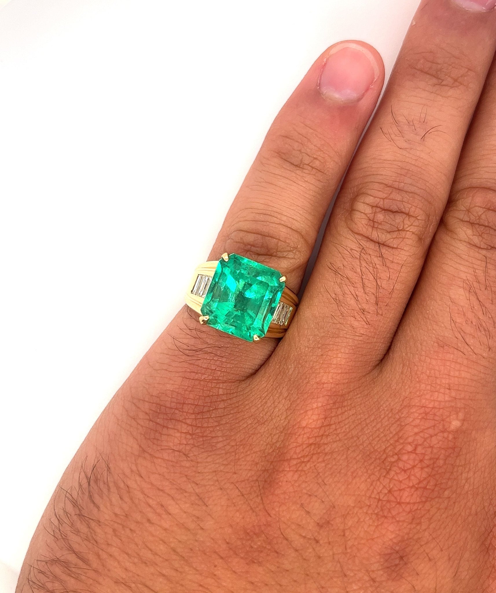 GRS certified 3.43 carat Colombian Emerald Mens Link Ring – ASSAY