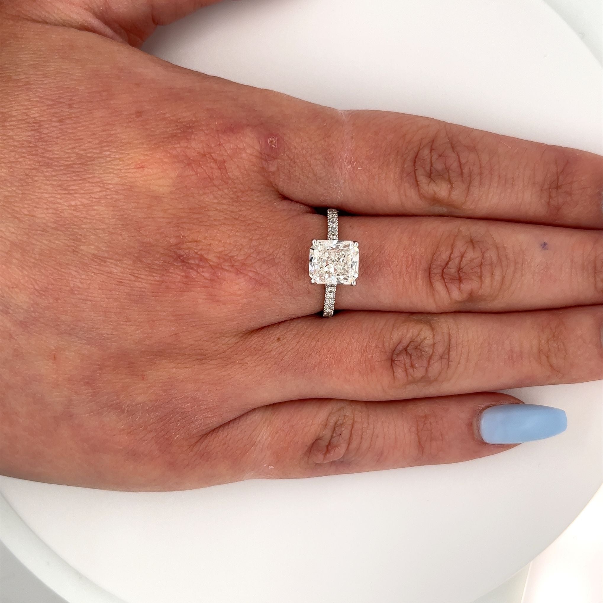 IGI Certified 3.05 Carat G/VVS1 Square Radiant Cut Lab Grown Diamond CVD Ring