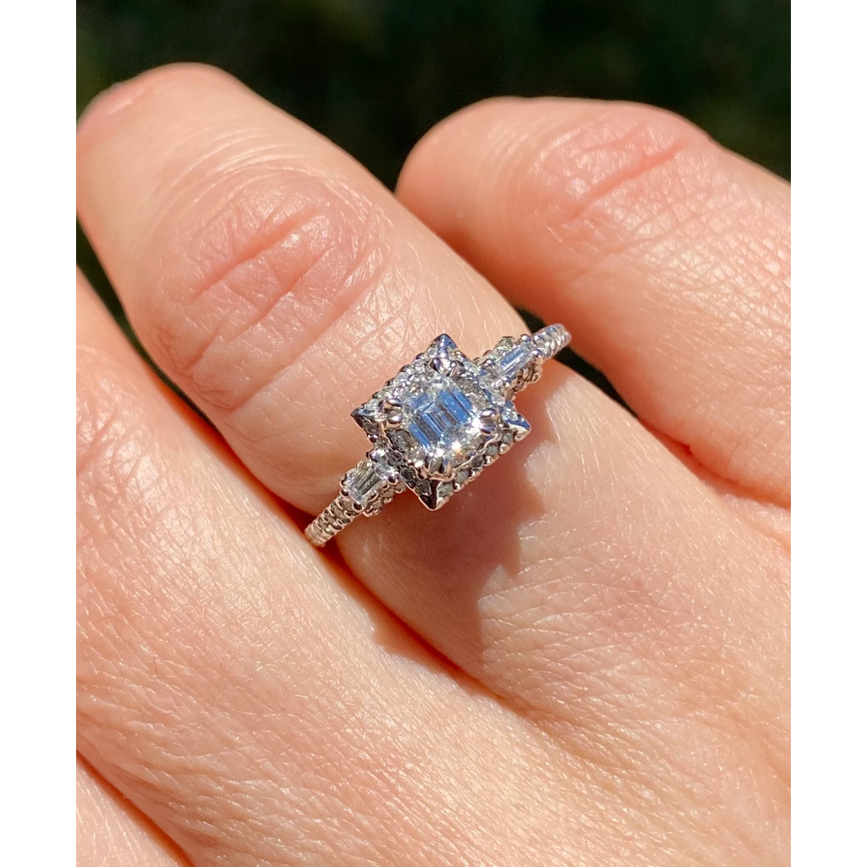 Dainty rings 2025 white gold