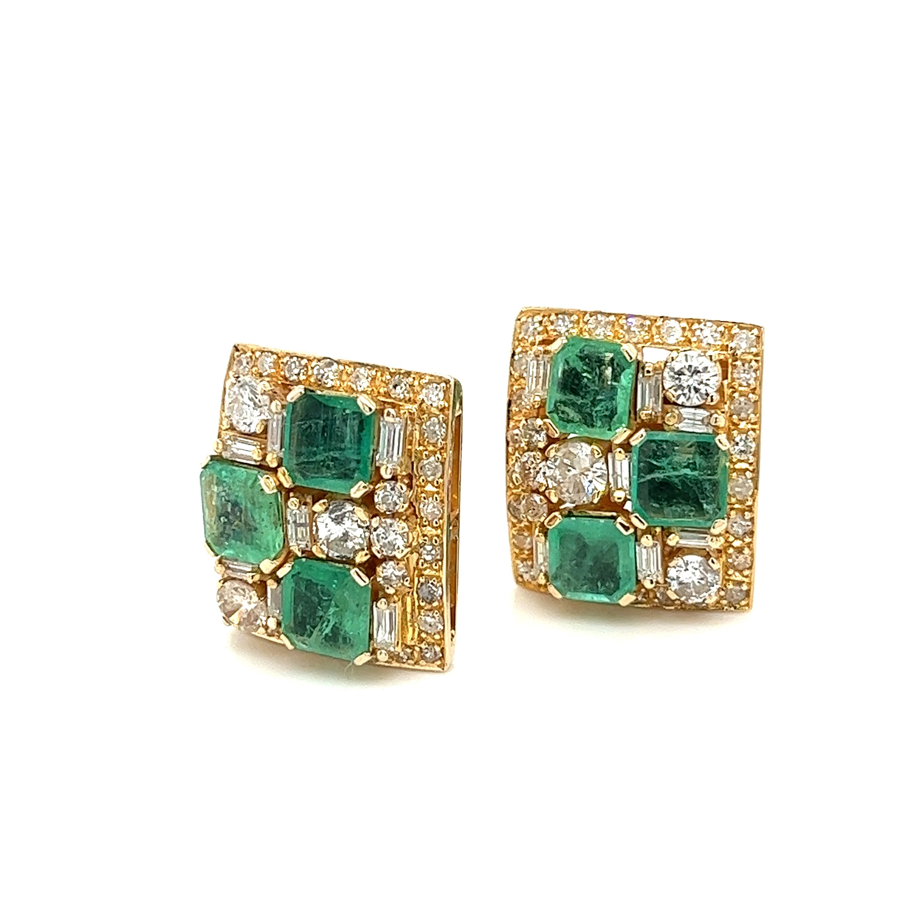 Vintage-Natural-Emerald-Diamond-Earring-and-Ring-Jewelry-Set-in-18K-Gold-Jewelery-Sets-2.jpg