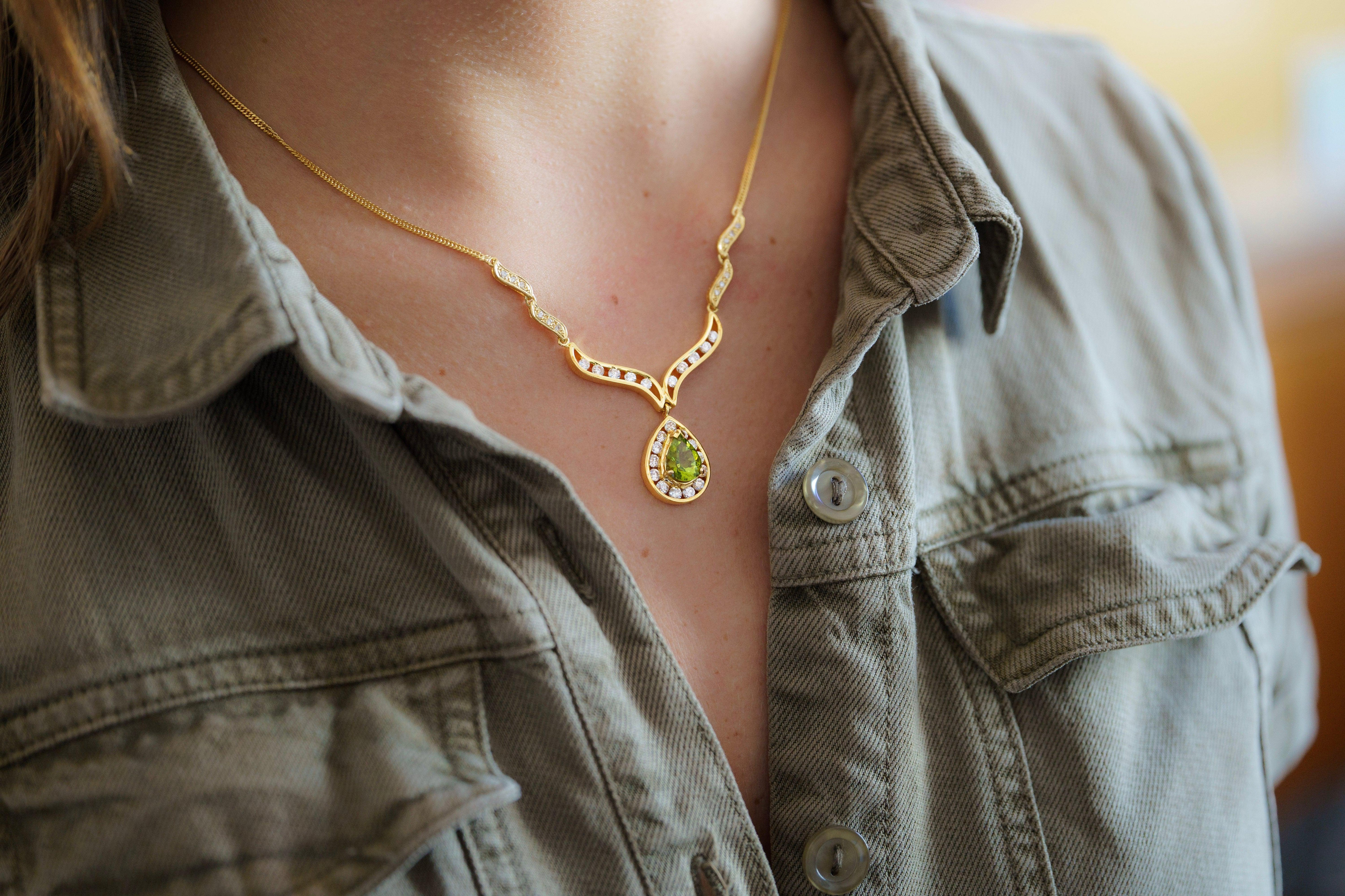 Vintage Pear Cut Green Peridot Drop Pendant Necklace with Diamonds in 18K Yellow Gold-Necklace-ASSAY