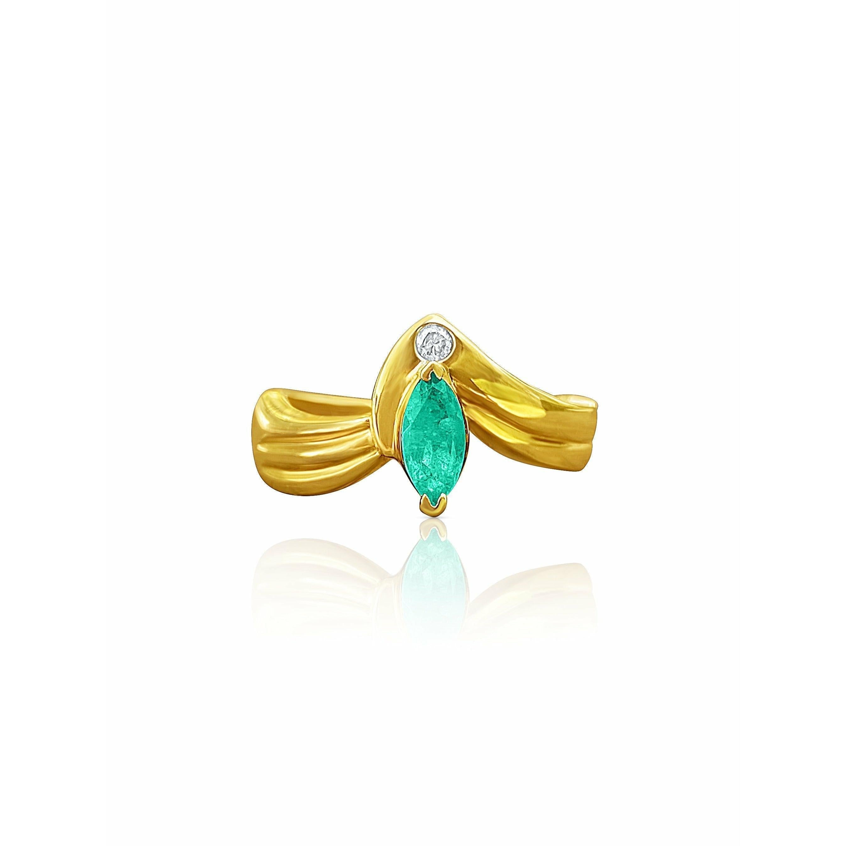 14k solid gold Marquise cut natural emerald ring - ASSAY