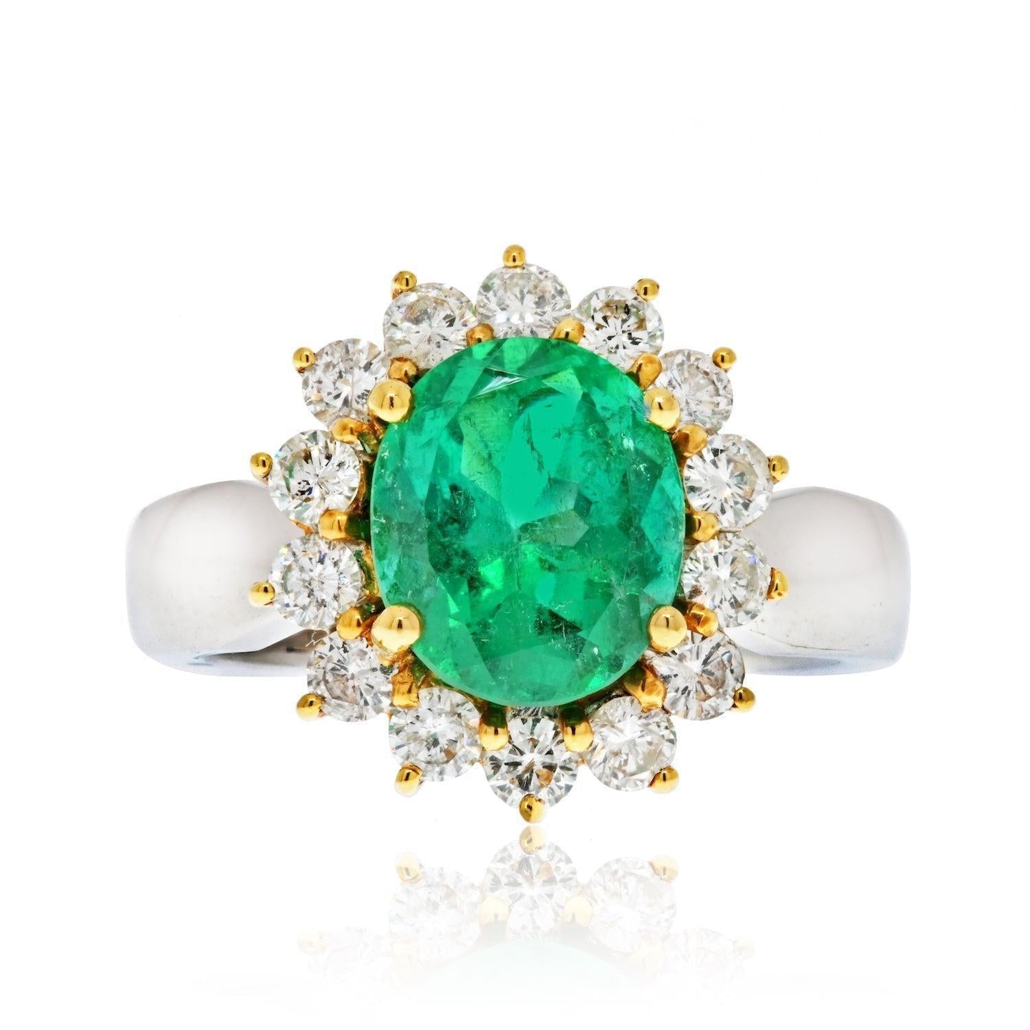 3 Carat Colombian Emerald and Diamond Halo 18K white gold ring - ASSAY
