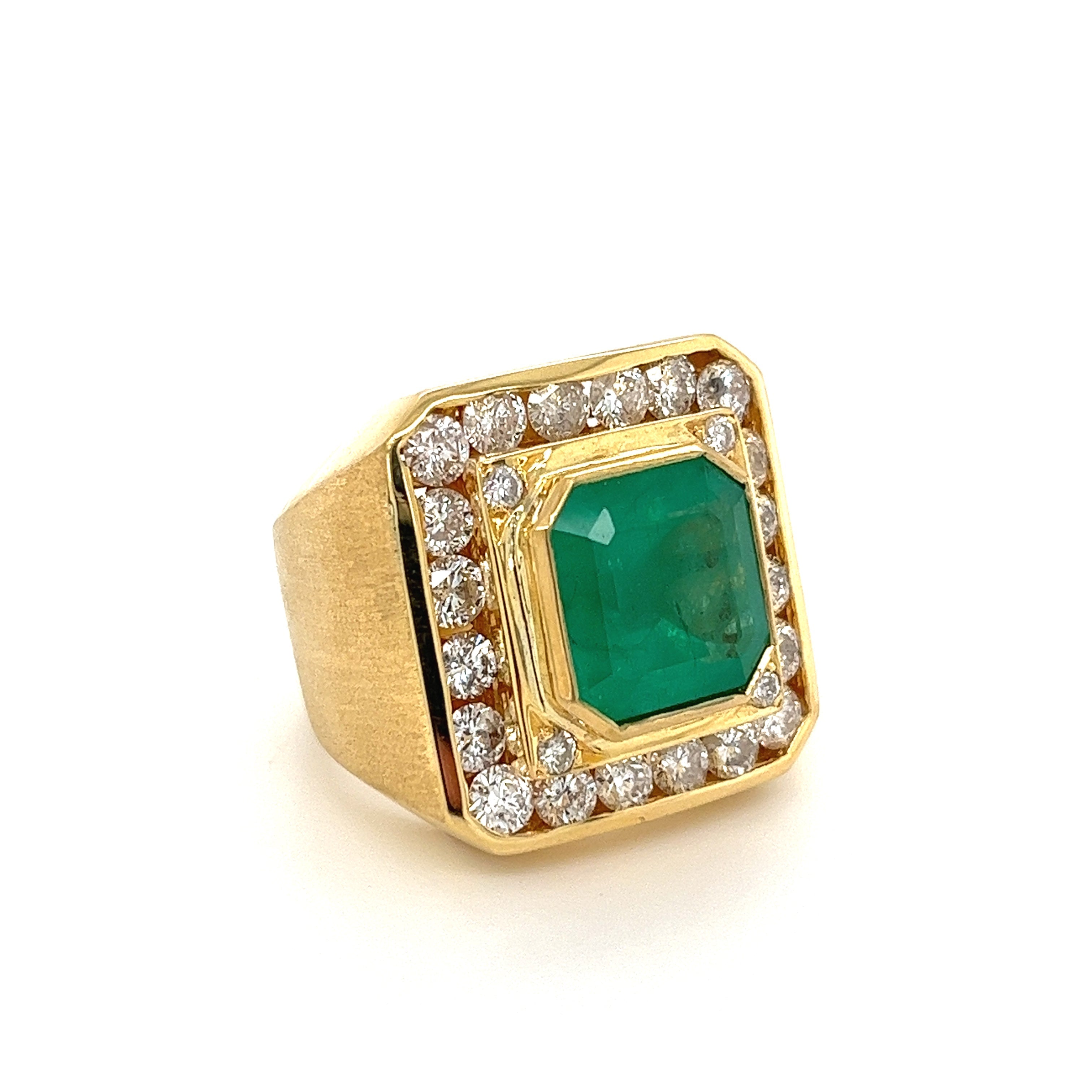 5 Carat Colombian Emerald Mens Ring With Round Diamond Halo in 18k Yellow Gold - Rings