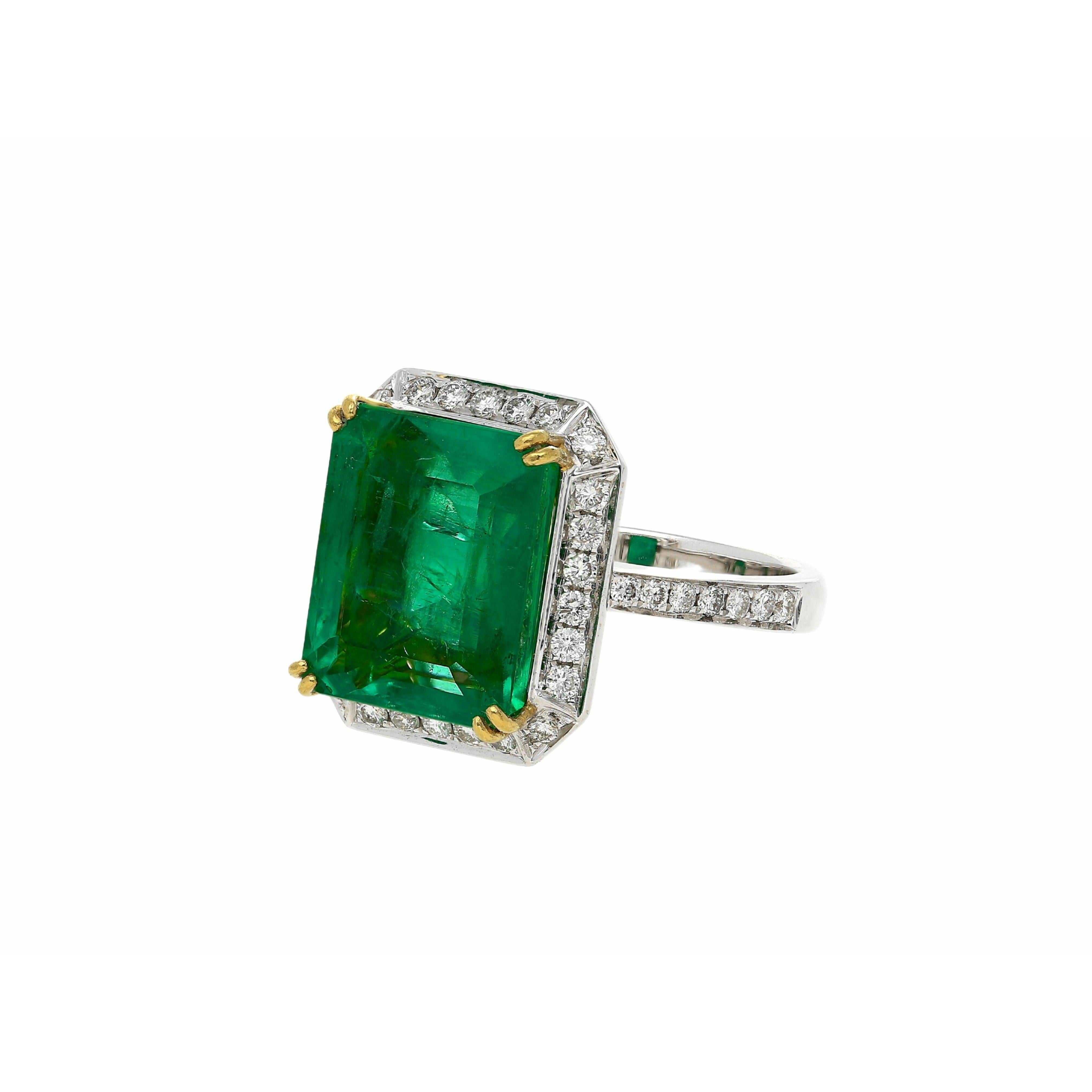 8 carat Colombian Emerald in Diamond Halo Ring - ASSAY