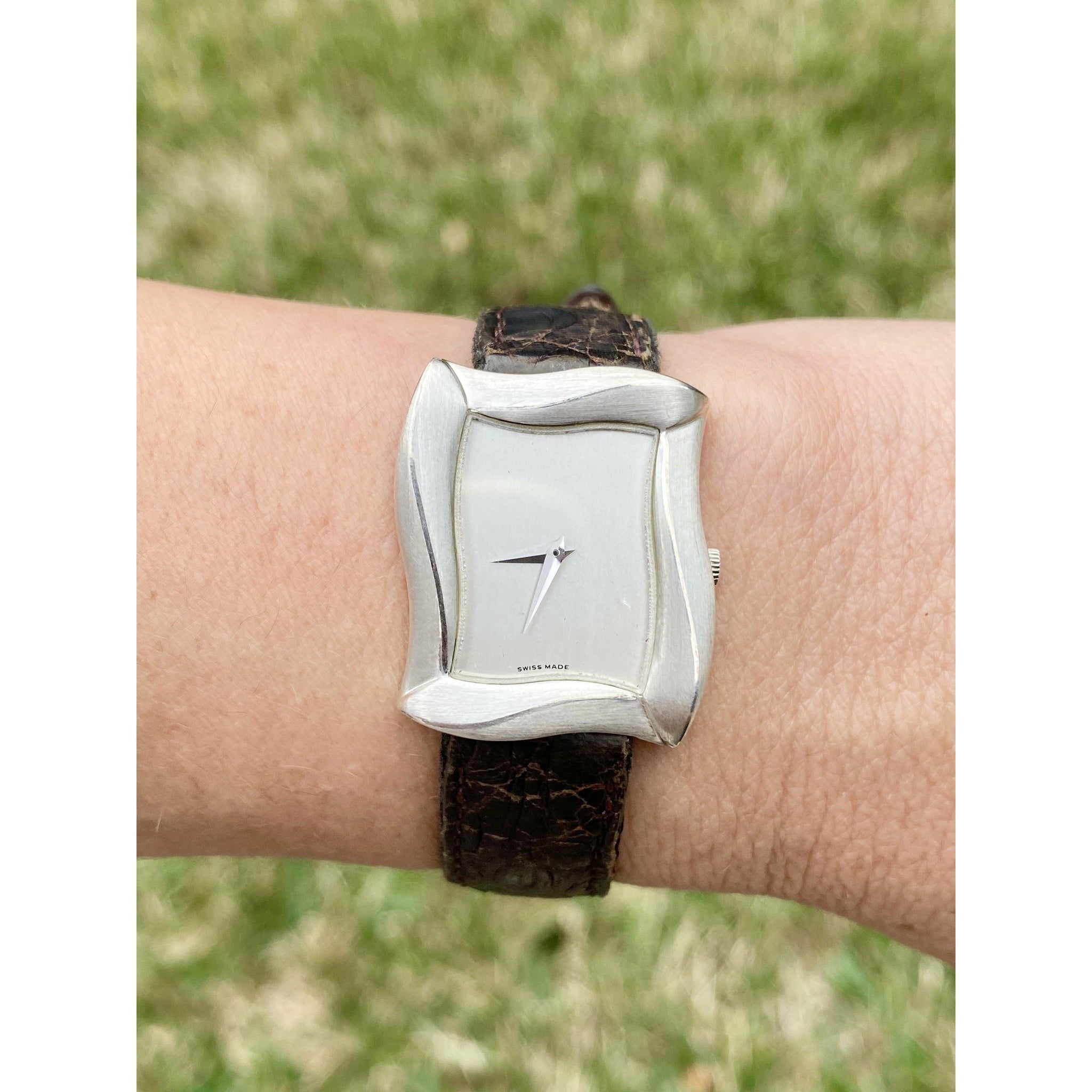 Angela Cummings Tank Style Women's Wrist Watch in Leather Strap-watch-ASSAY