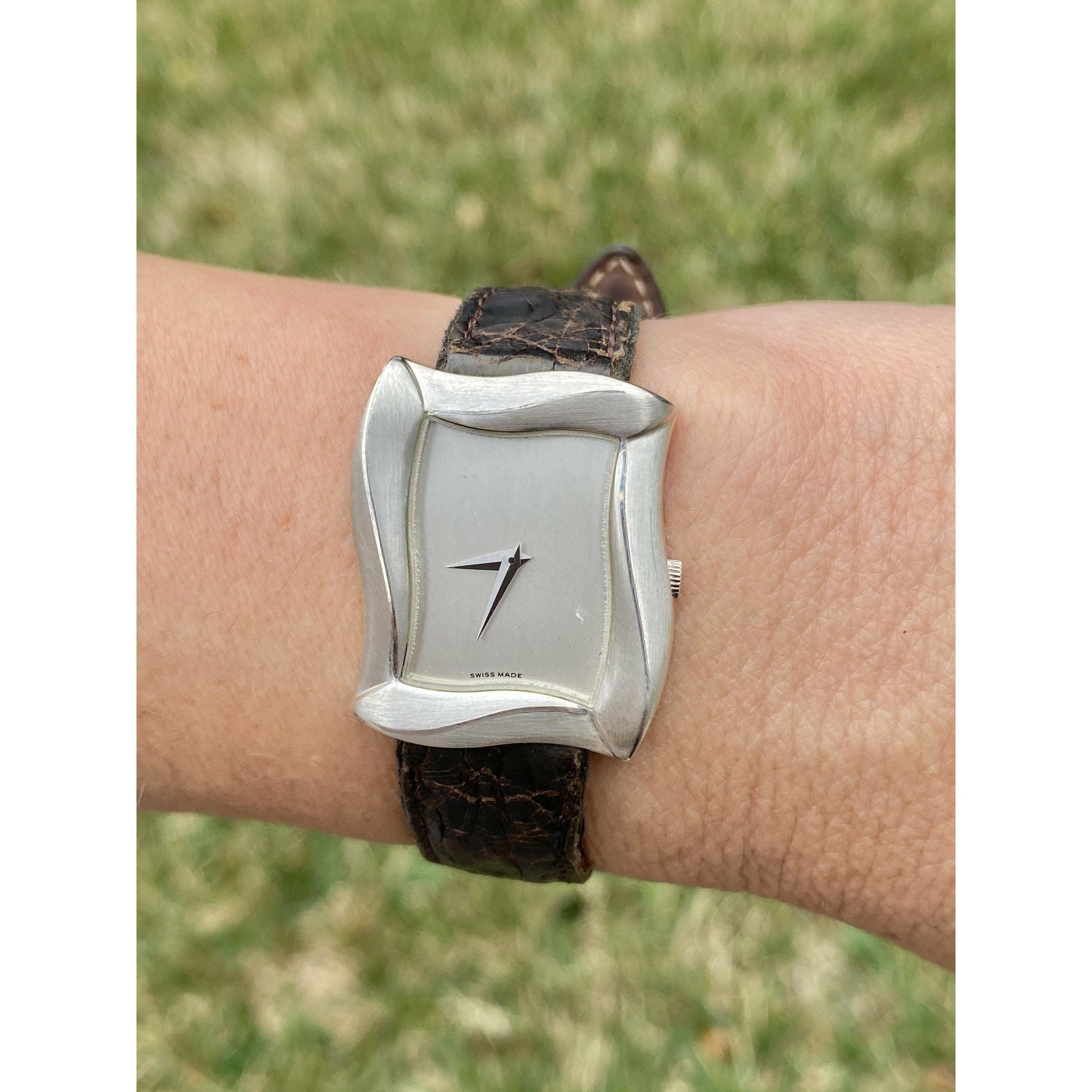 Angela Cummings Tank Style Women's Wrist Watch in Leather Strap-watch-ASSAY