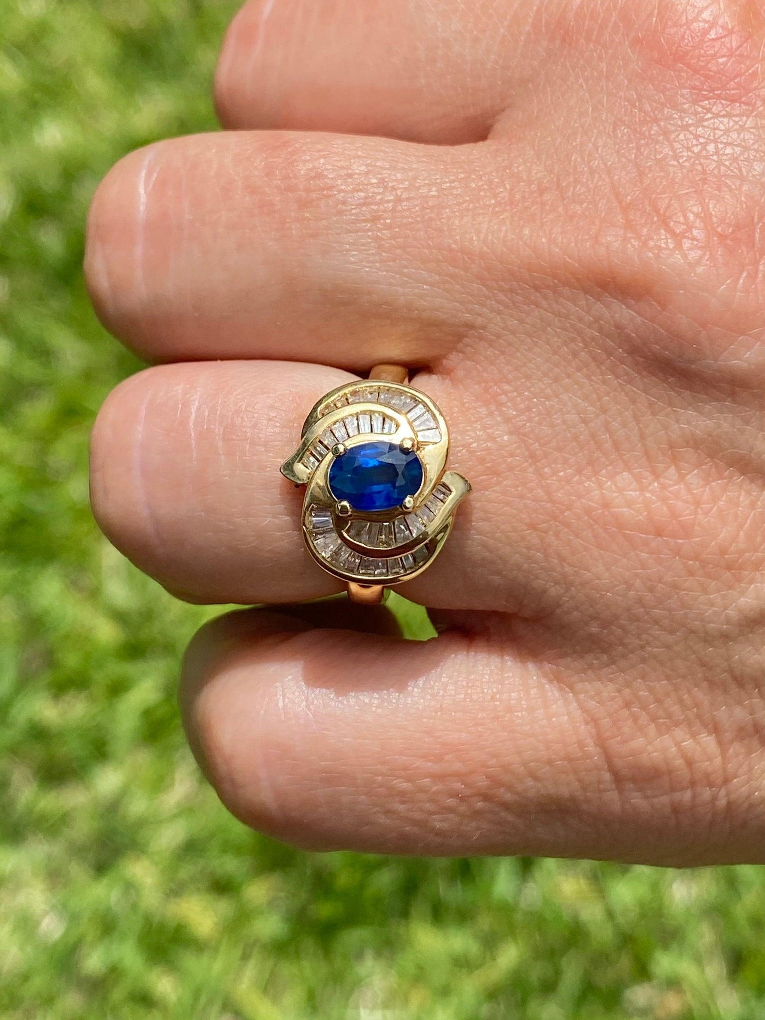 Vintage Blue Sapphire and Baguette Cut Diamond Cocktail 14k Gold Ring - ASSAY
